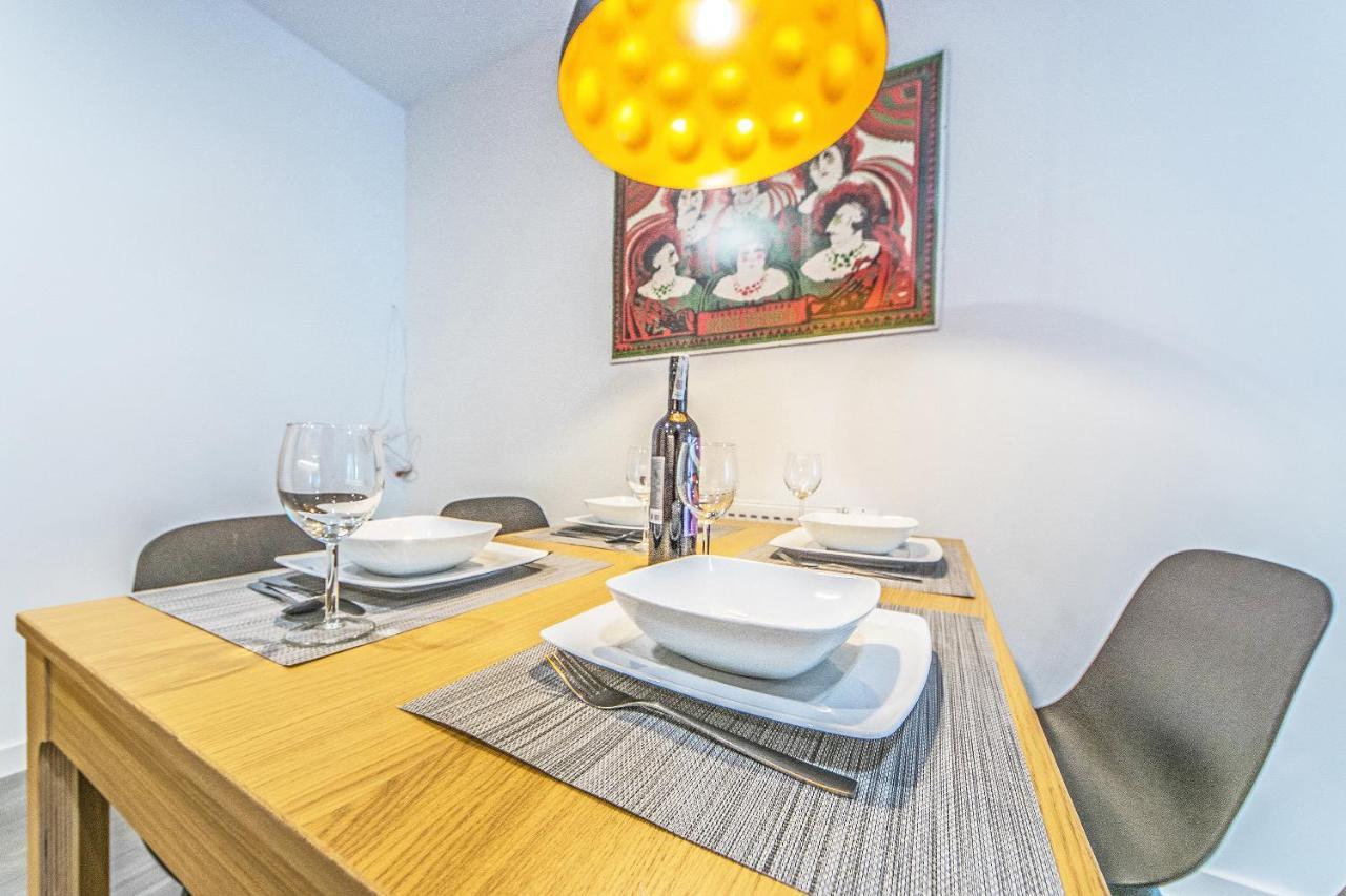 غدانسك Bh Properties, Apartamenty Teatr Wybrzeze Srodmiescie المظهر الخارجي الصورة